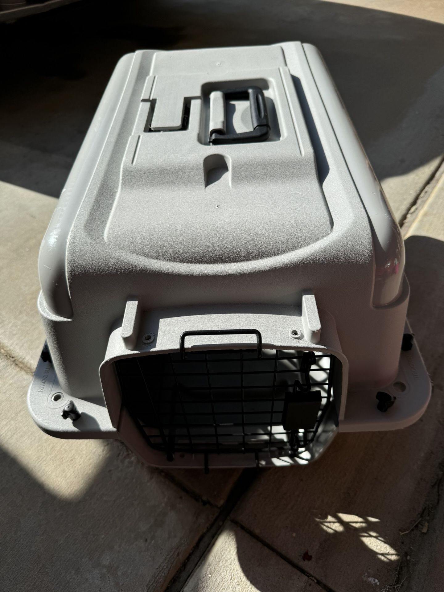 Ferplast Atlas Vehicle SUV Dog Crate