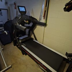 Bowflex Results Series Treadmill 10