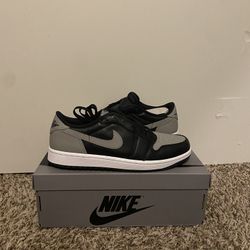 Jordan 1 OG low “Shadow”