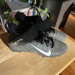 Size 10 Nike Football Cleats