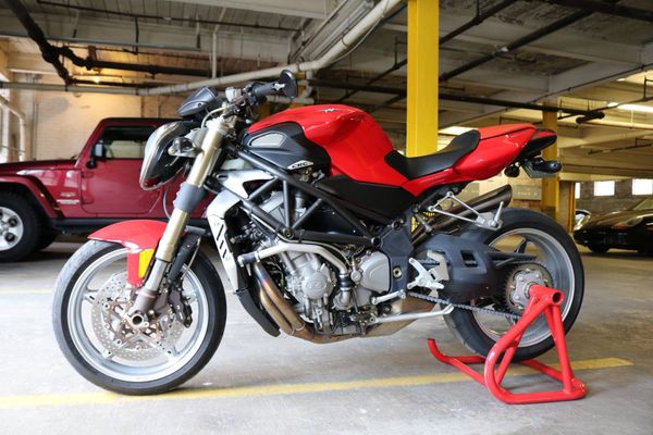 Mv Agusta Brutale 910s 2005 2010 Motorcycle Review Mcn