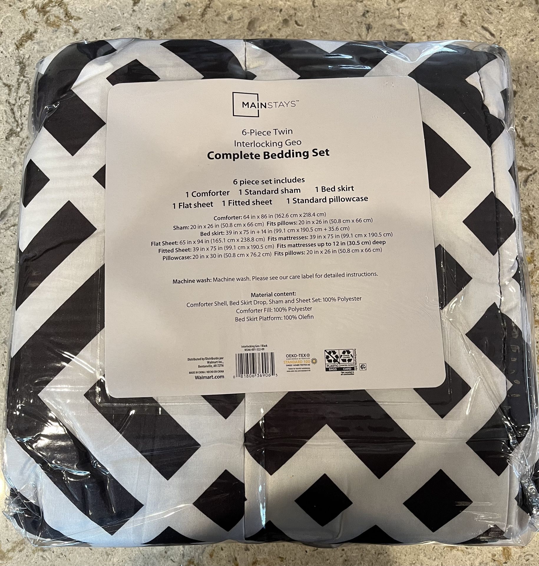 Mainstays Interlocking Geo Bed in a Bag Bedding Set, Size Twin - Brand New