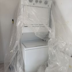 Washer And Dryer (gas)