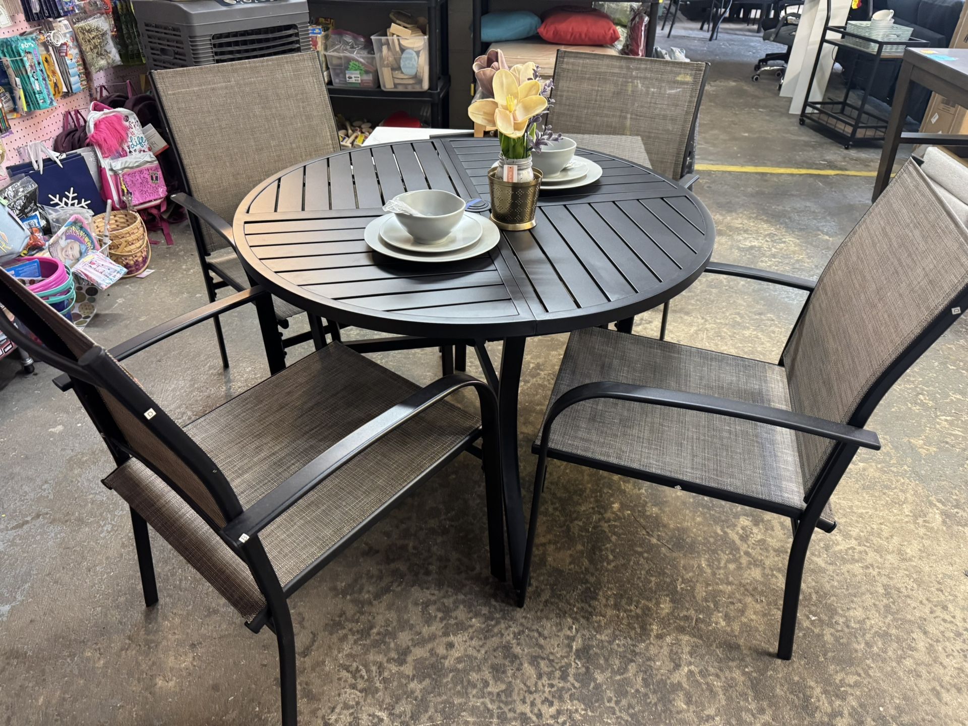 Outdoor Table And 4 Chairs New!