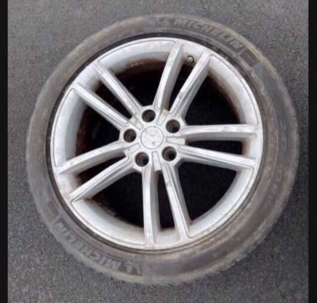 1 — 245/45r19 5x120 5x4.72 Stock Tesla Model S X wheel Rim Tire!!!!!