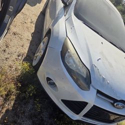 2011 Ford Focus Parts 