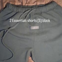 2 Essentials Shorts