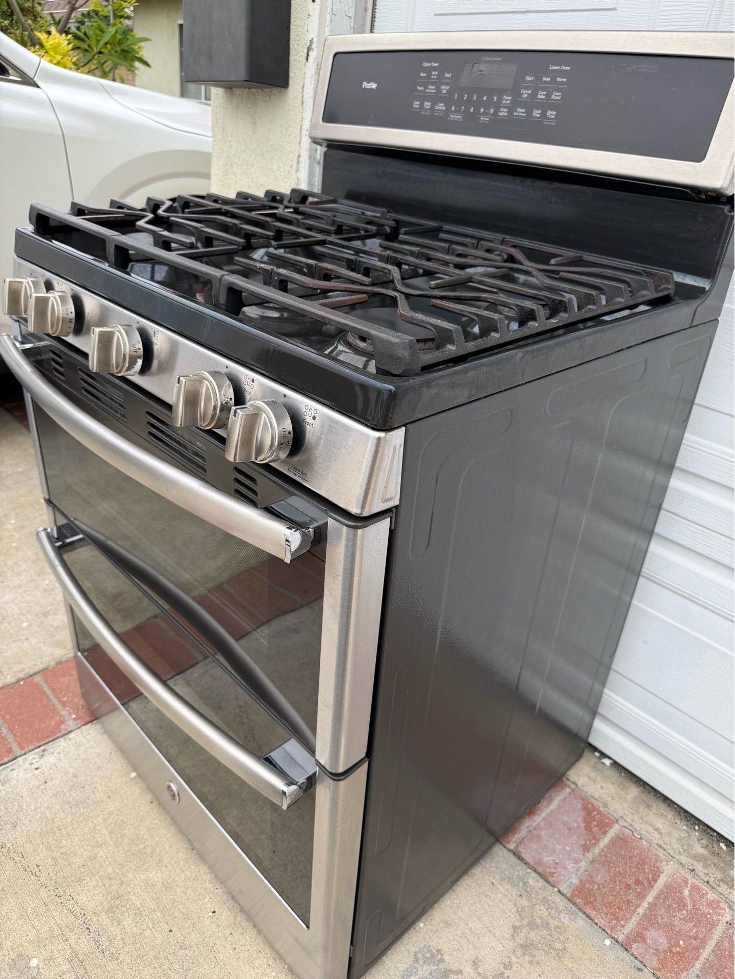 Gas stove