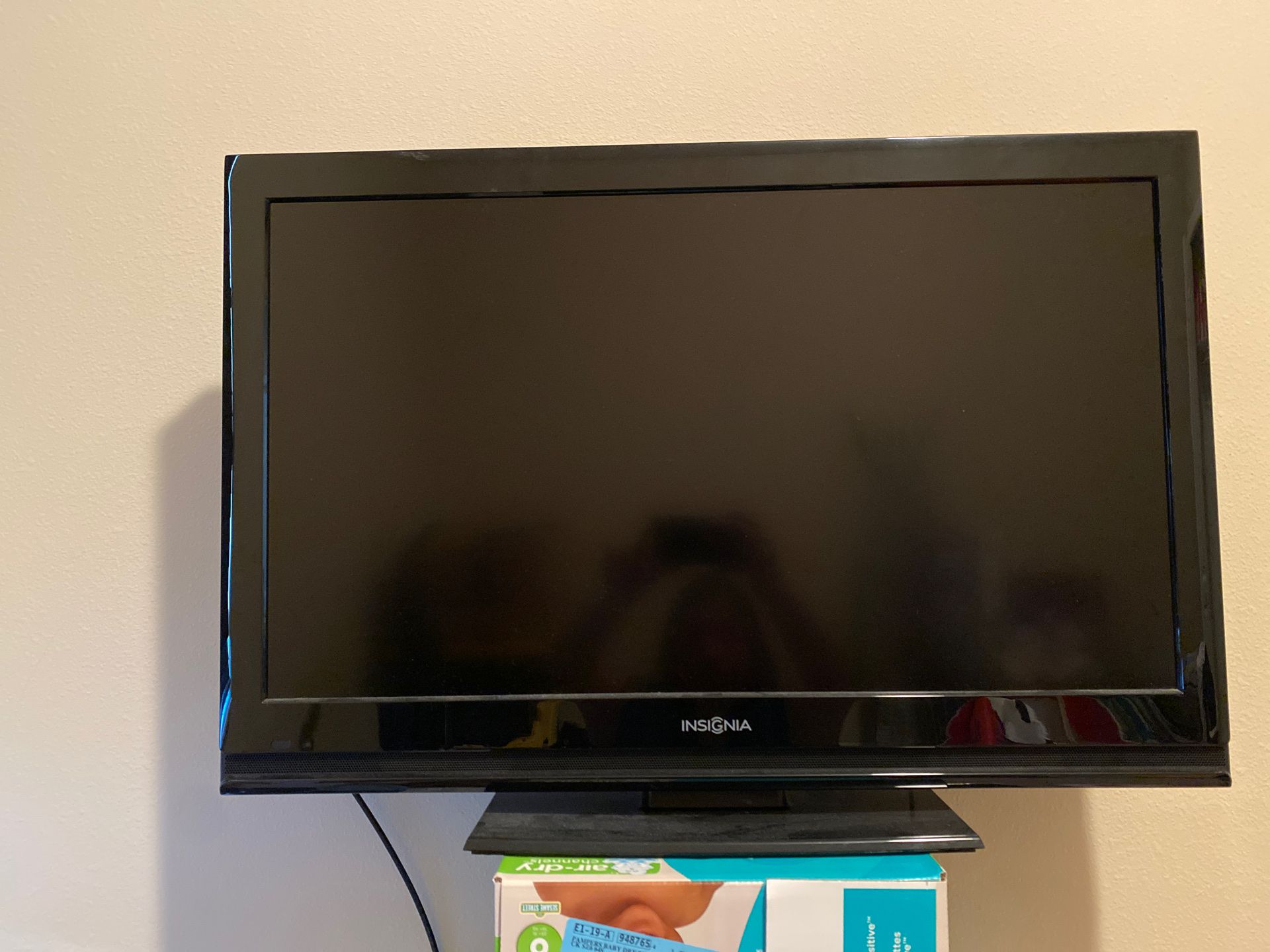 Insignia 32 inch tv