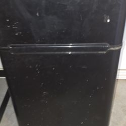 Mini Fridge/Freezer