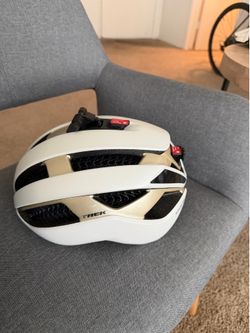 Trek helmet cycling