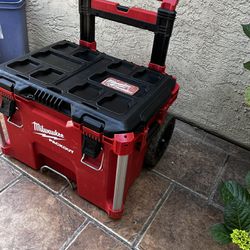Milwaukee Packout Rolling Toolbox