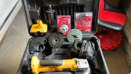 Dewalt DC410 18 volt Grinder Kit