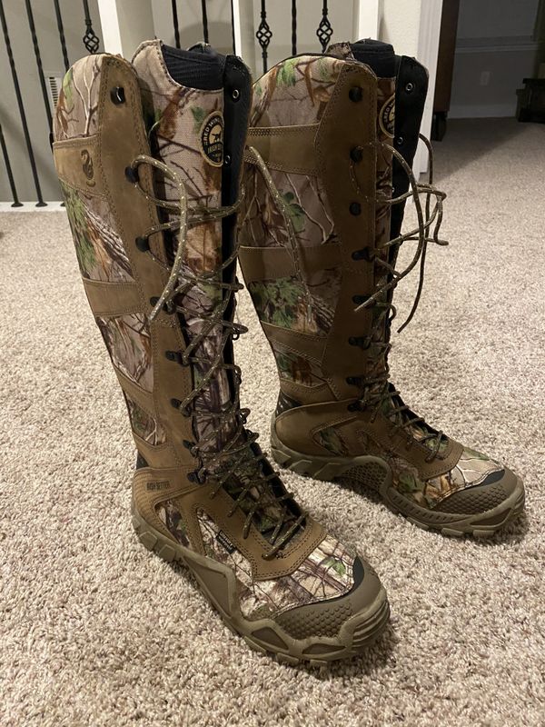 Brand New - Hunting Snake Boots -Irish Setter Vaportrek- Menâs Size 10 for Sale in Cypress, TX