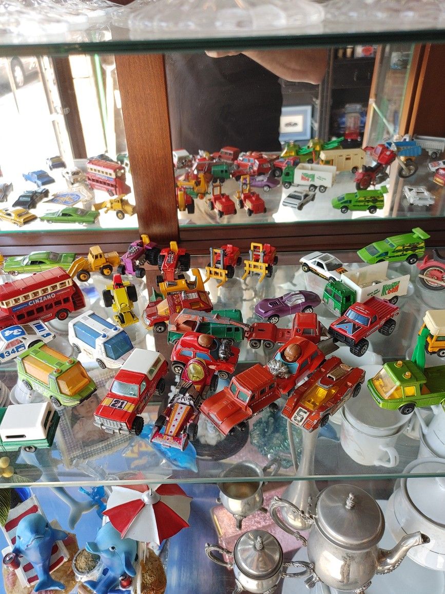 Hot Wheel..matchbox mix