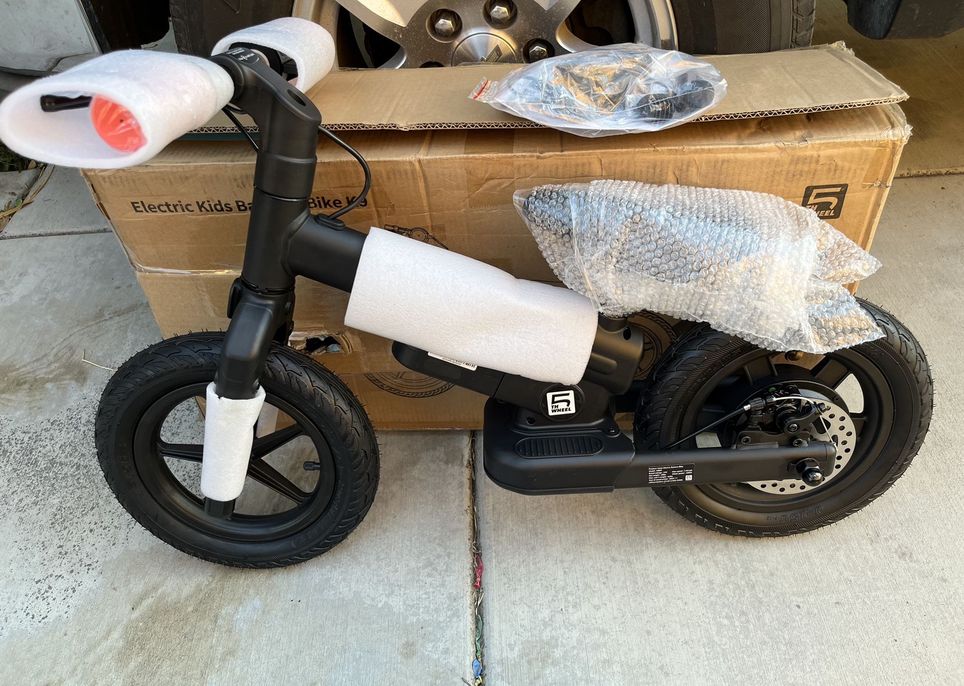 5th Wheel K9 Electric Scooter 