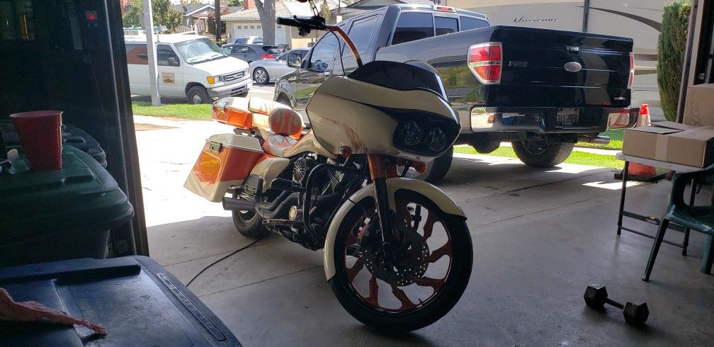 Custom HARLEY DAVIDSON