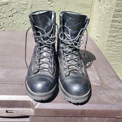 Danner Acadia leather boots