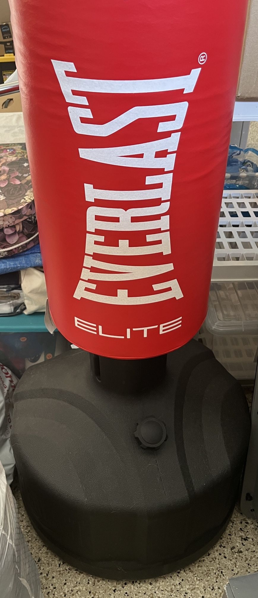 Everlast Elite Freestanding Punching Bag