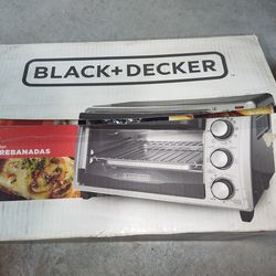Black and Decker 4 slice toaster oven