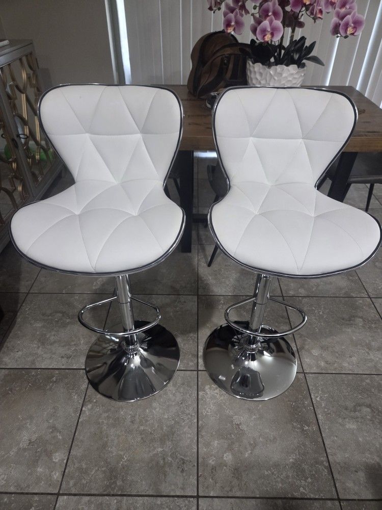 Bar Stools Set The 2. For 70$