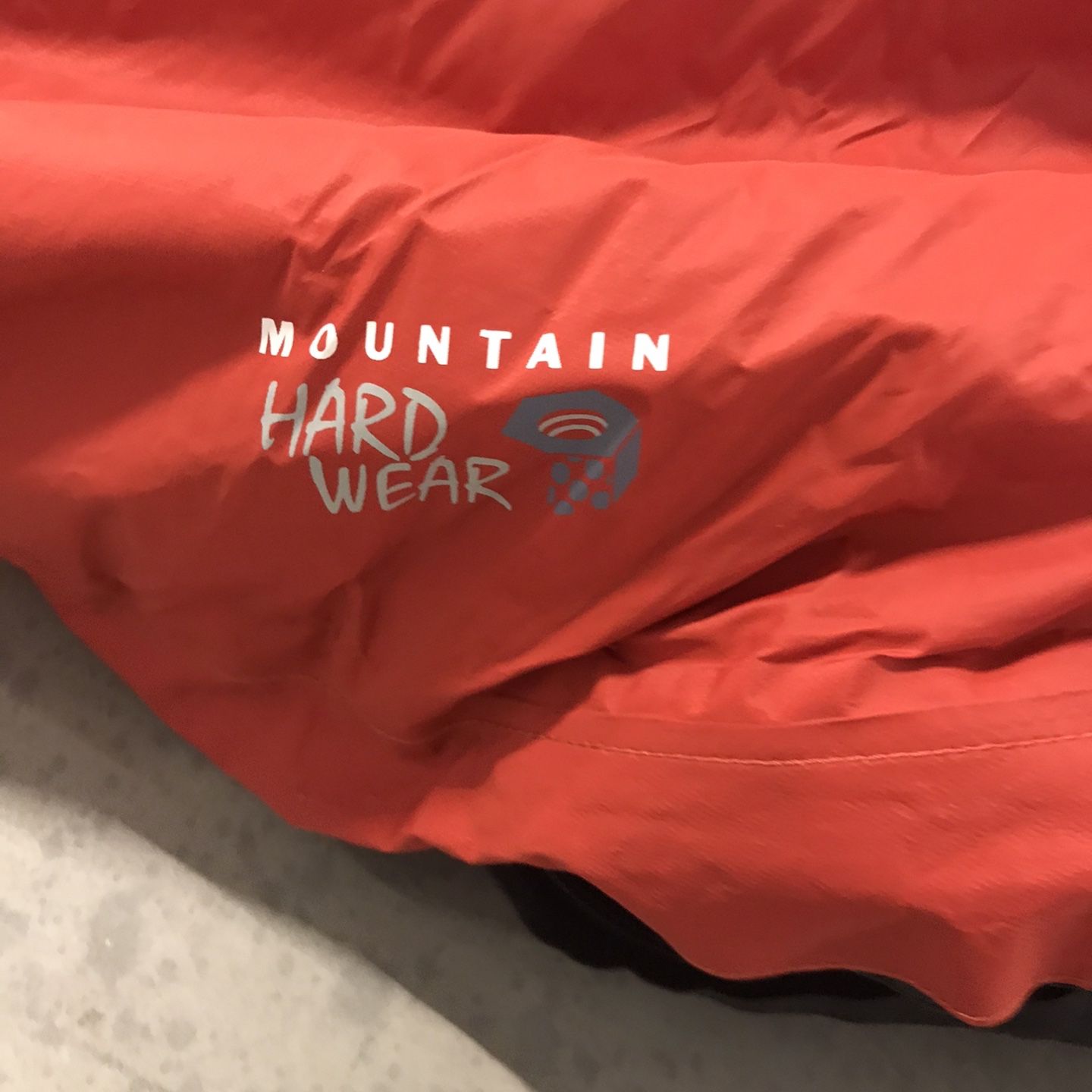 0-minus 18 Degrees Down Mountian Hard Wear Banshee Mummy Sleeping Bag