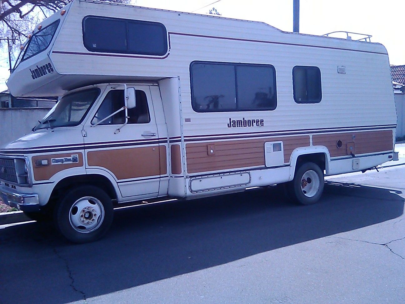 1982 Chevy RV jamboree for Sale in Garden Grove, CA - OfferUp