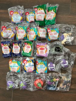 25 Vintage Kids Meal Toys