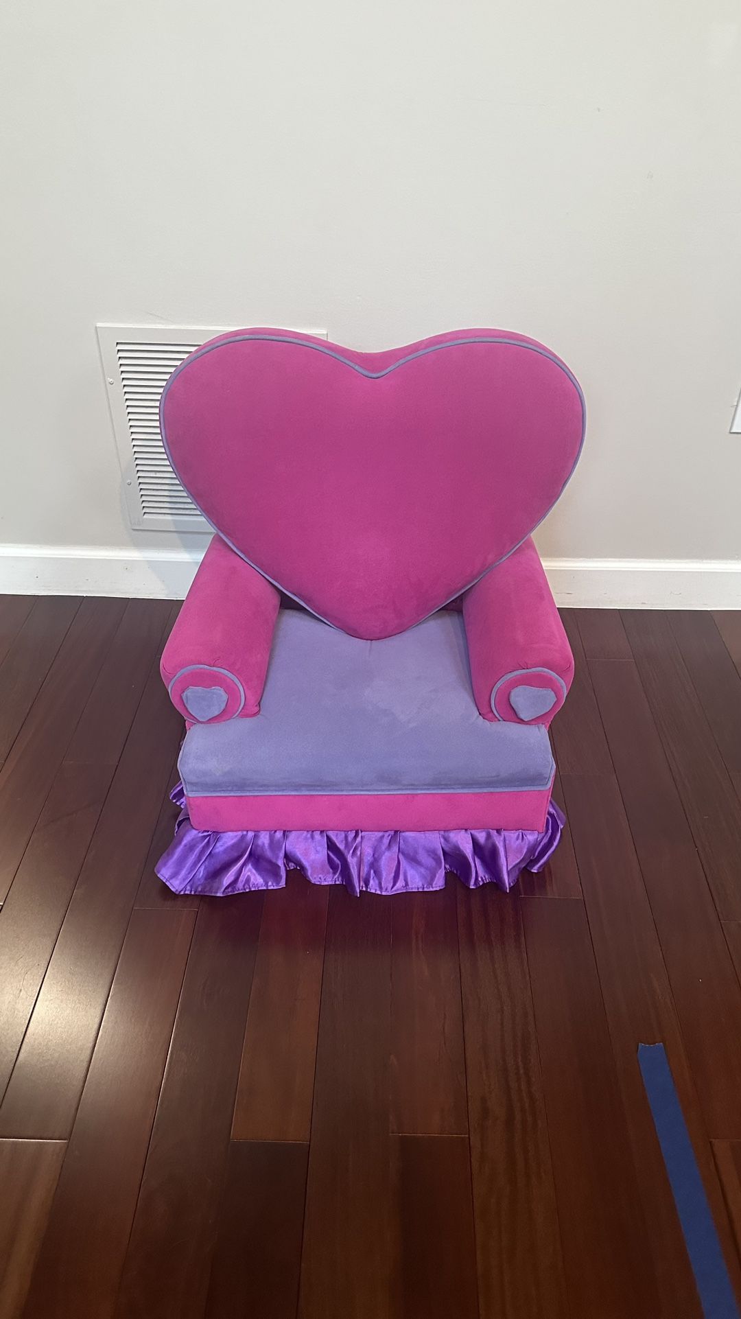 Kids Heart Arm Chair