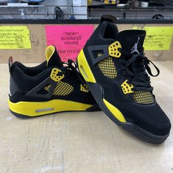 AIR JORDANS 4s RETRO YELLOW THUNDER SELLING FOR $229 GREAT CONDITION 🔥‼️👑