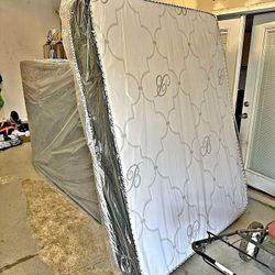 New Queen Size Mattress For Sale - Cash On Delivery 