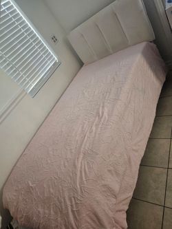 Twin bed for sale