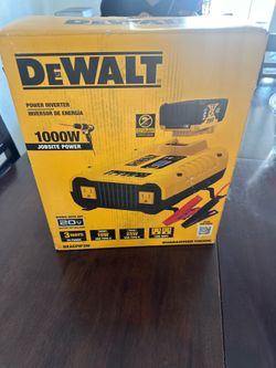 DEWALT DXAEPIP3W 1000W Power Inverter 20V MAX Jobsite Power New