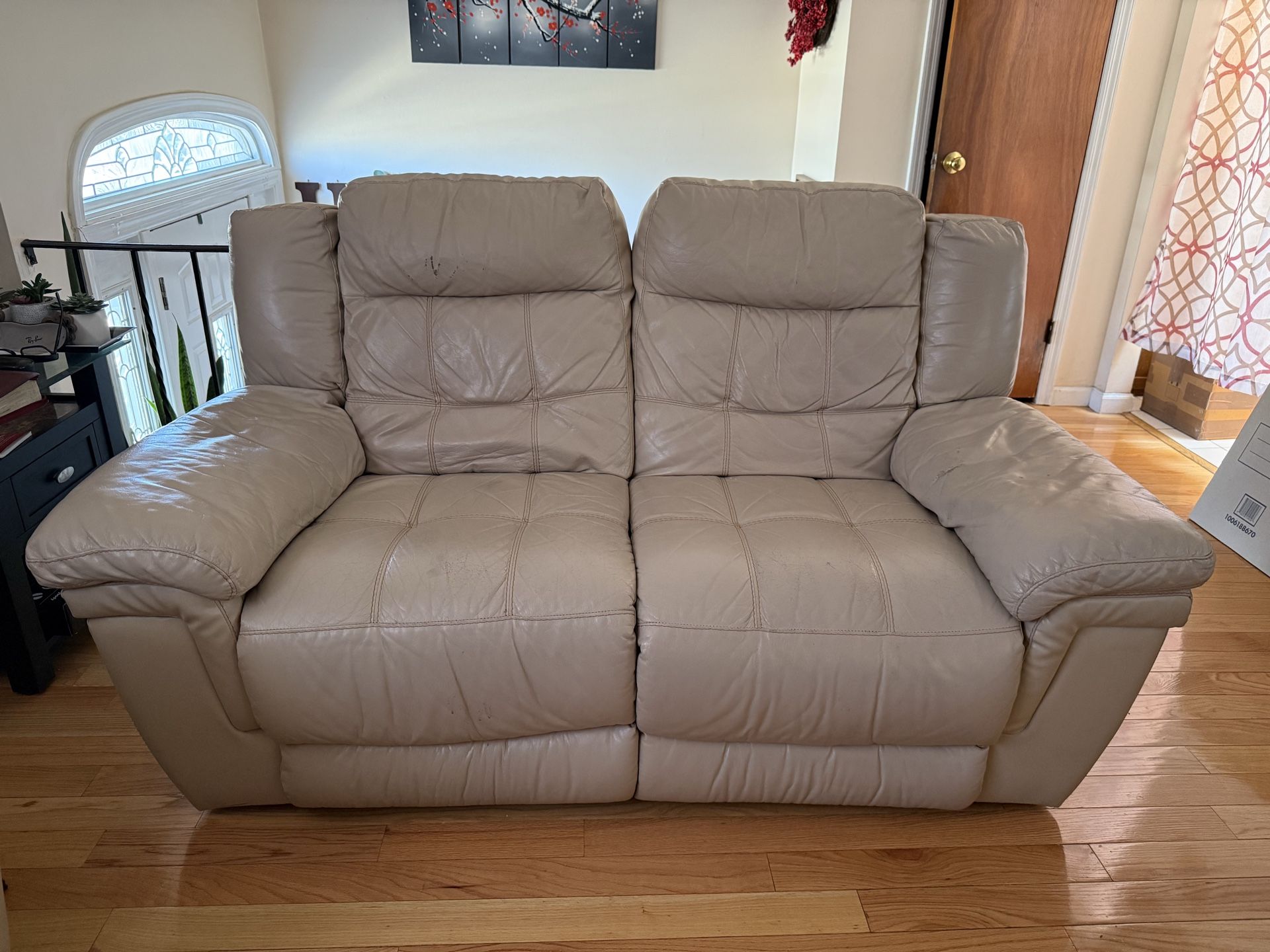 5 Seater Couch - Beige Leather RECLINING