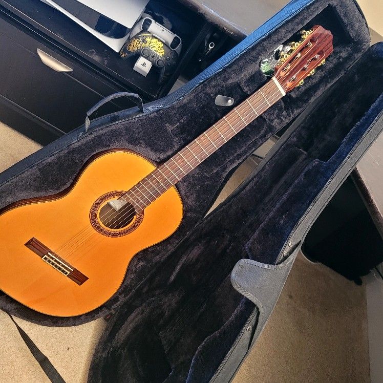 Classical Guitar - Cordoba C7-5