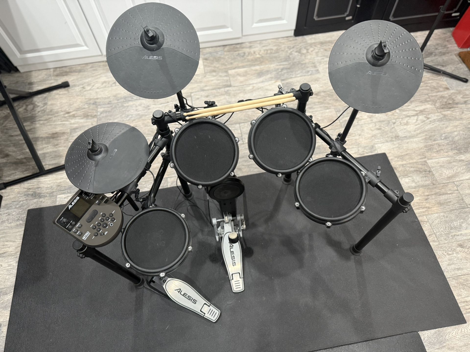 Alesis Nitro Mesh Electric Drum Set $350 OBO