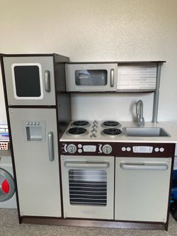 Kid’s kitchen