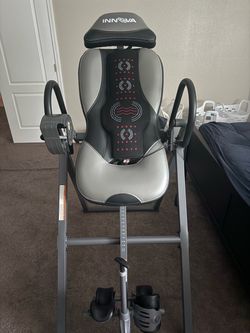 innova heat and massage inversion table