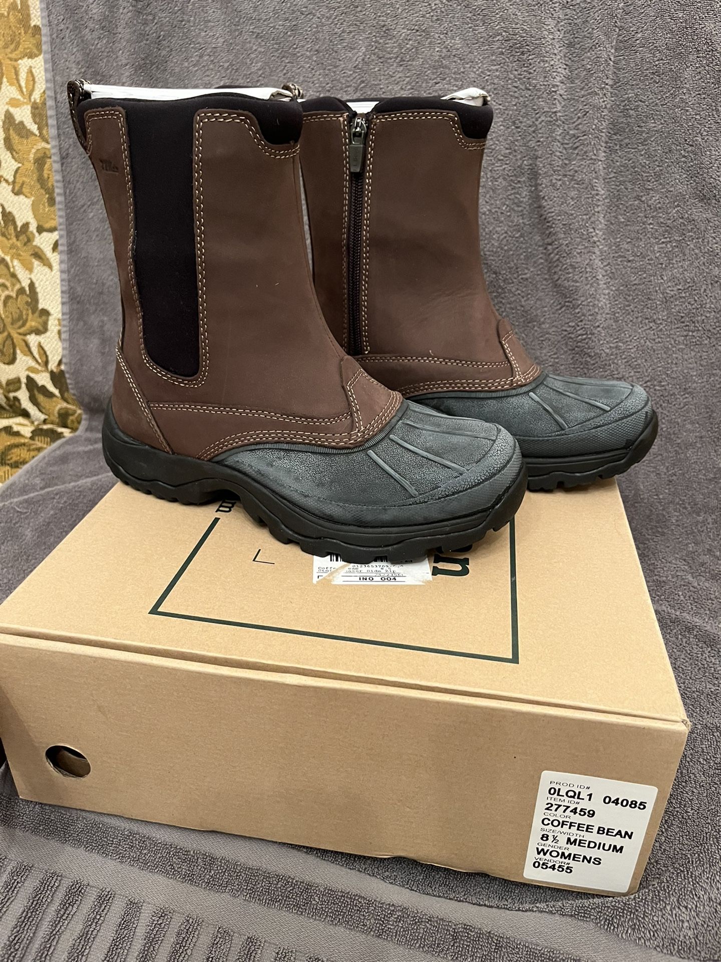 Winter Boots - Women’s LL Bean Primalof Insulated Snow Chaser Boot