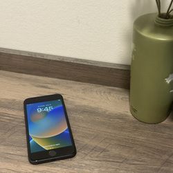 iPhone 8 64gb Unlocked Black 