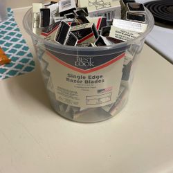 Single Edge Razors