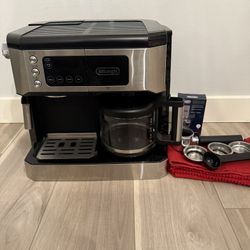 DeLonghi Espresso/Coffee Machine 