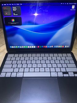 MacBook Neo