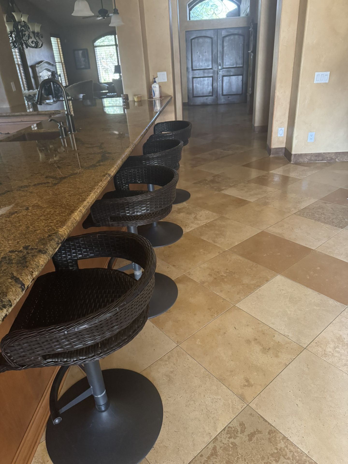 Adjustable Indoor/outdoor Bar Stools