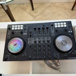  Native Instruments Traktor Kontrol S3 DJ Controller + Carry Bag + Cables + Headphones – Tested