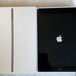 🆕 NIB Cellular + WiFi Apple Bundle iPad + Pencil and Keyboard Case - Space Grey