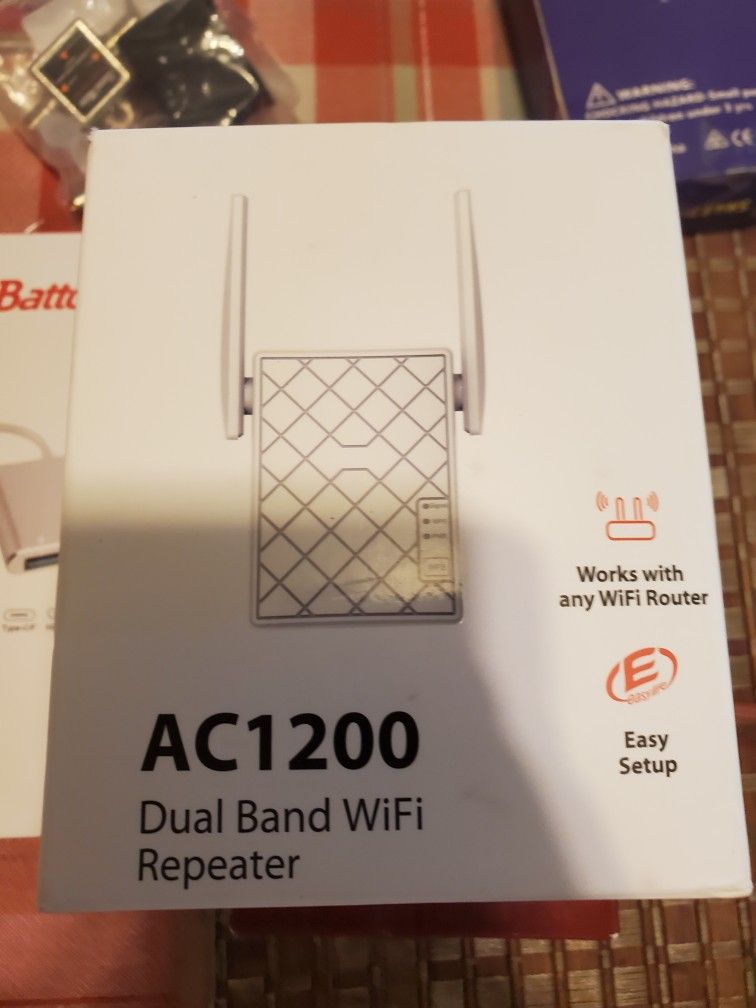 Ac 1200 Dual Band WiFi Reapeater