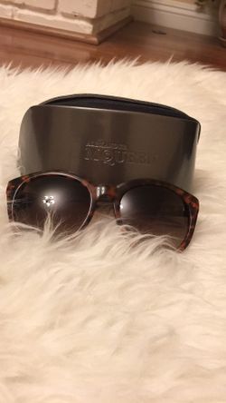 Authentic Alexander Mqueen sunglass