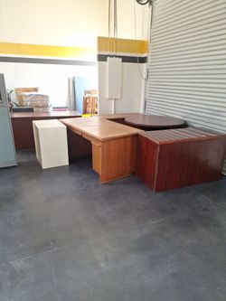 Used Office Desks