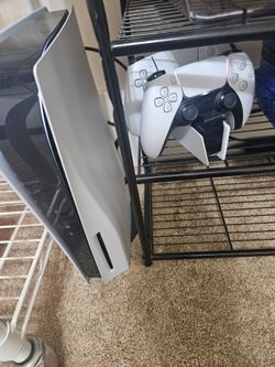 PS5 w/ games + accesories